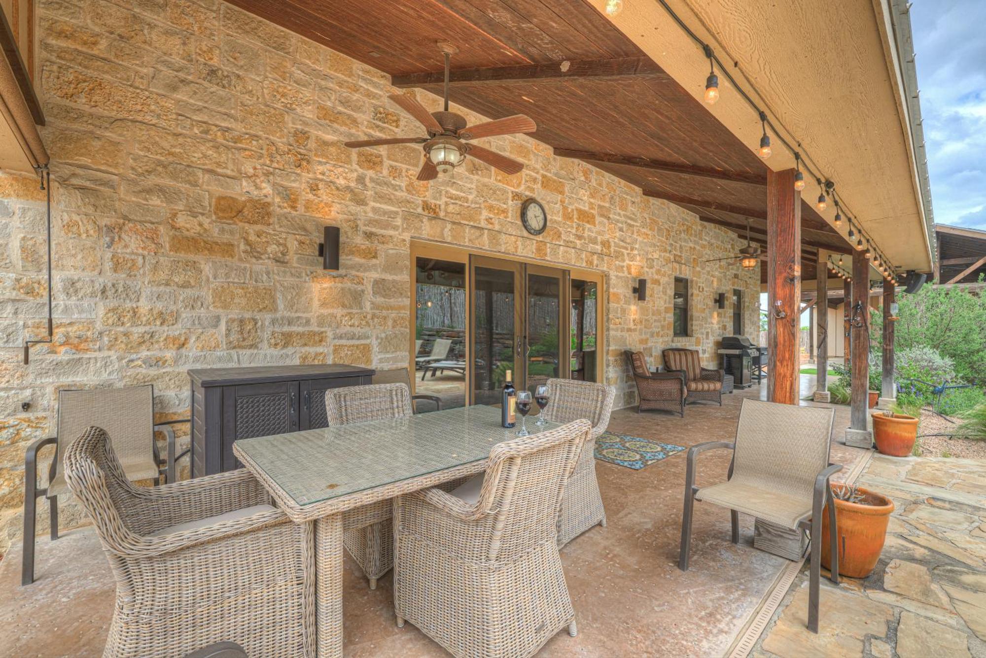 West End Luxury Retreat With Resort Style Pool And Hot Tub! Fredericksburg Esterno foto